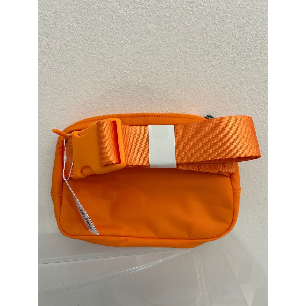 Lululemon 1L Everywhere Belt Bag Orange Tiger Adjustable Waist Pack NWT - Picture 4 of 6